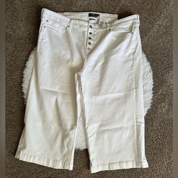 Torrid Crop High Rise Wide Leg Jeans New White Womens Plus Size 26 - Picture 1 of 10